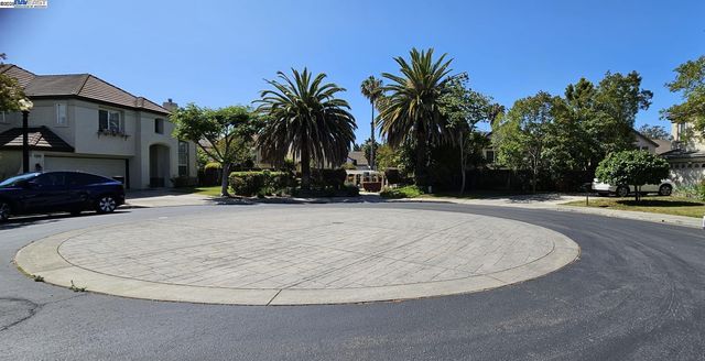 43401 Laurel Glen Cmn, Fremont, CA 94539