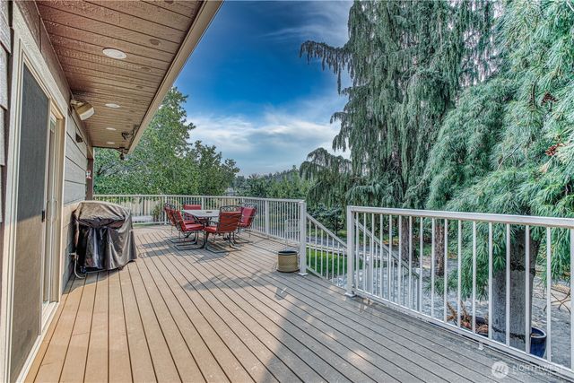 2545 6th SE, East Wenatchee, WA 98802