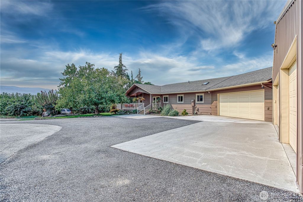 2545 6th SE, East Wenatchee, WA 98802