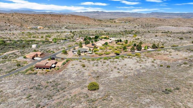 12220 S CABALLO Terrace, Mayer, AZ 86333