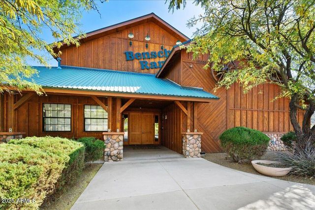 12220 S CABALLO Terrace, Mayer, AZ 86333