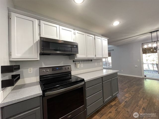 1407 196th Street E, Spanaway, WA 98387