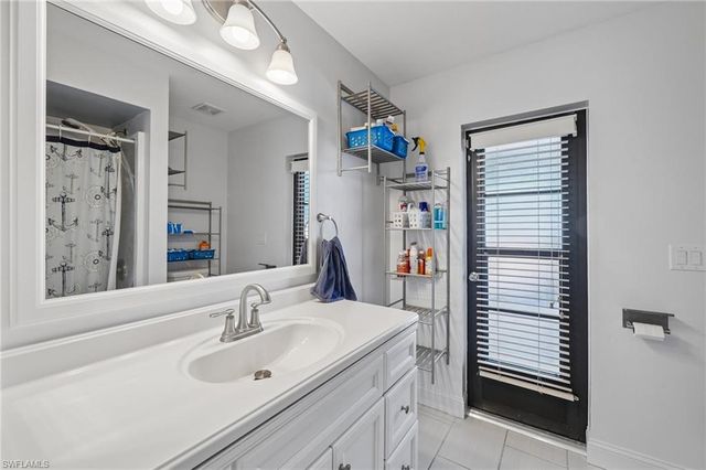 139 SE 30th ST, Cape Coral, FL 33904