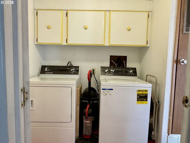 1020 S 2ND St, Union, OR 97883