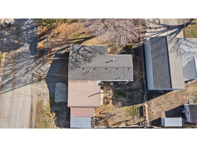 1020 S 2ND St, Union, OR 97883