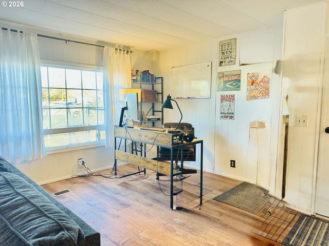 1020 S 2ND St, Union, OR 97883