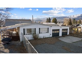 1020 S 2ND St, Union, OR 97883