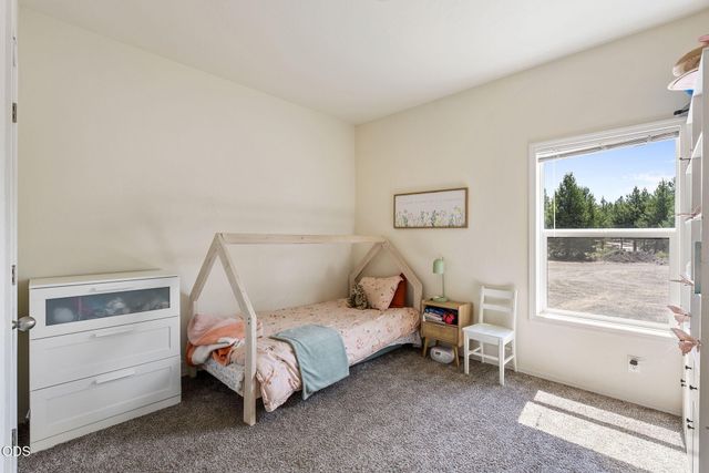 219 Tumbo Drive, Gilchrist, OR 97737