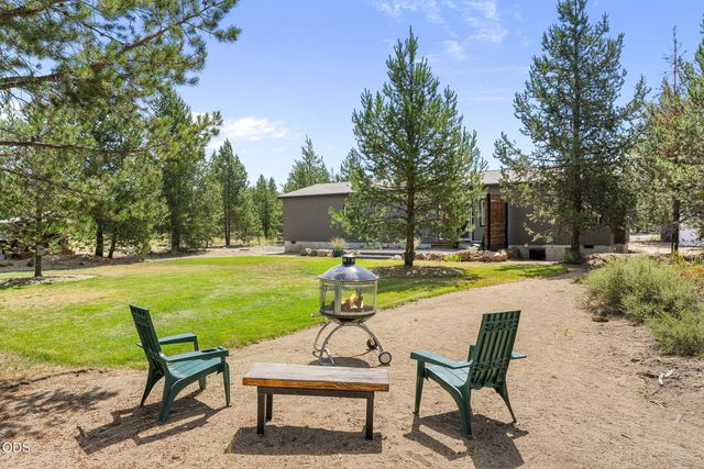 219 Tumbo Drive, Gilchrist, OR 97737