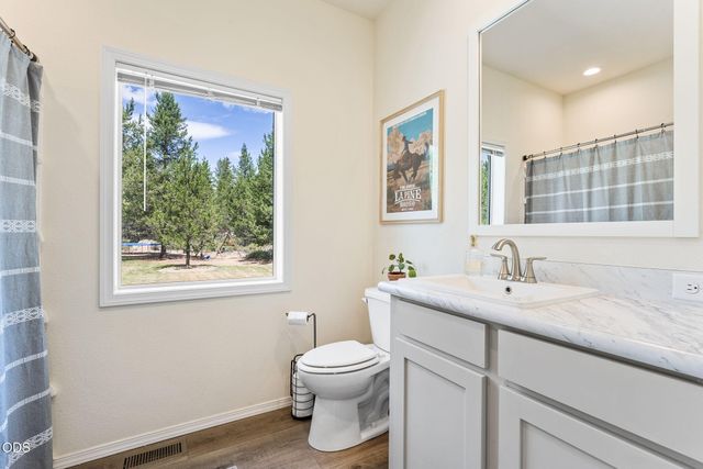 219 Tumbo Drive, Gilchrist, OR 97737