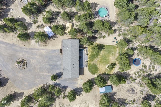 219 Tumbo Drive, Gilchrist, OR 97737