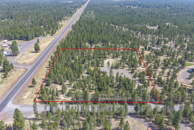 219 Tumbo Drive, Gilchrist, OR 97737