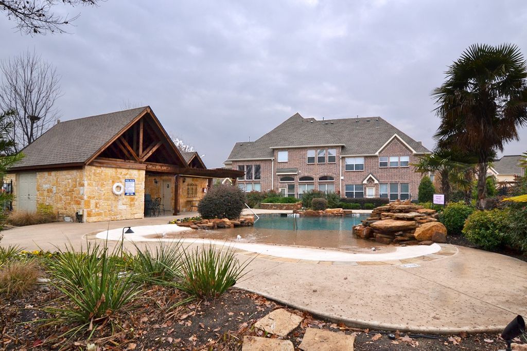 2974 Florence Way 2103, Lewisville, TX 75067