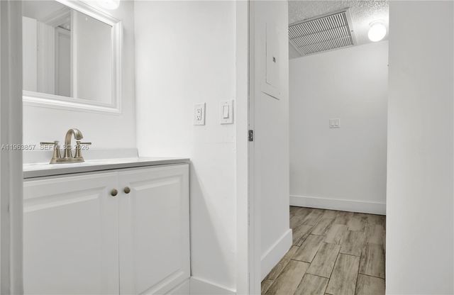 980 Constitution Dr 980D, Homestead, FL 33034