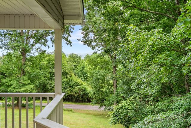 201 Tahlequah Ridge, Hayesville, NC 28904