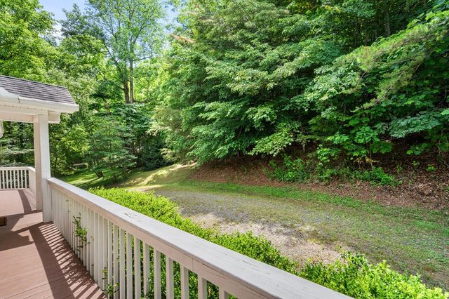 201 Tahlequah Ridge, Hayesville, NC 28904