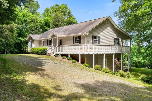 201 Tahlequah Ridge, Hayesville, NC 28904