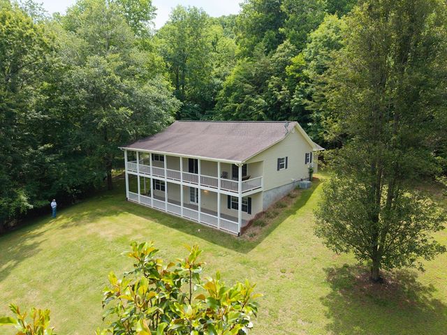 201 Tahlequah Ridge, Hayesville, NC 28904