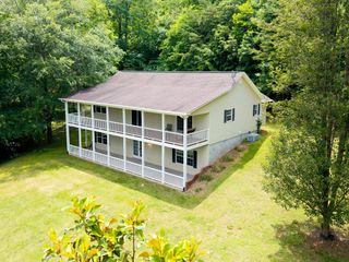 201 Tahlequah Ridge, Hayesville, NC 28904