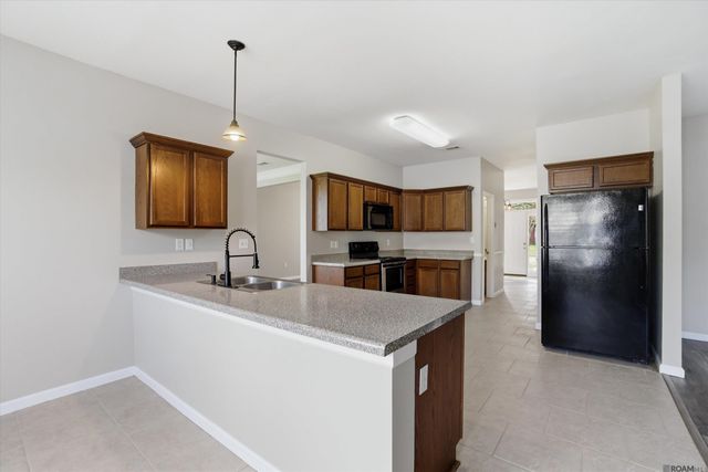 37120 Kathleen Ave, Prairieville, LA 70769