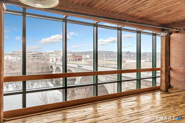 145 Canal Street 117, Shelton, CT 06484