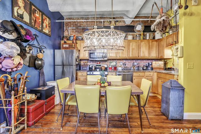 145 Canal Street 117, Shelton, CT 06484