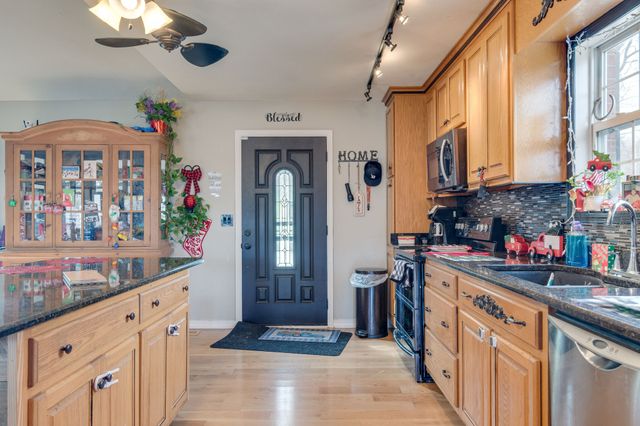 4224 Scott Hollow Rd, Culleoka, TN 38451