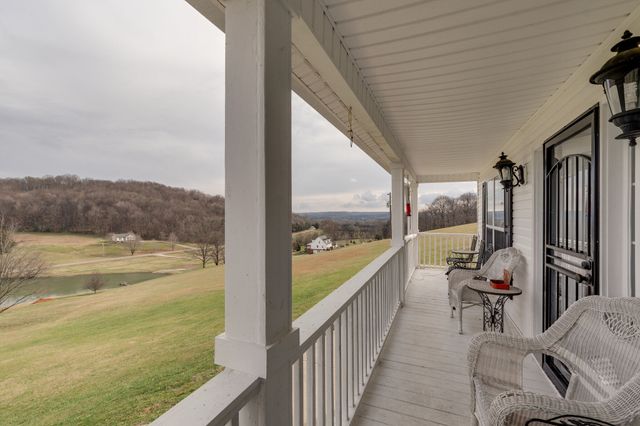4224 Scott Hollow Rd, Culleoka, TN 38451