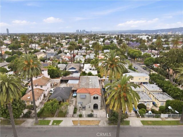 2911 S Palm Grove Avenue, Los Angeles, CA 90016