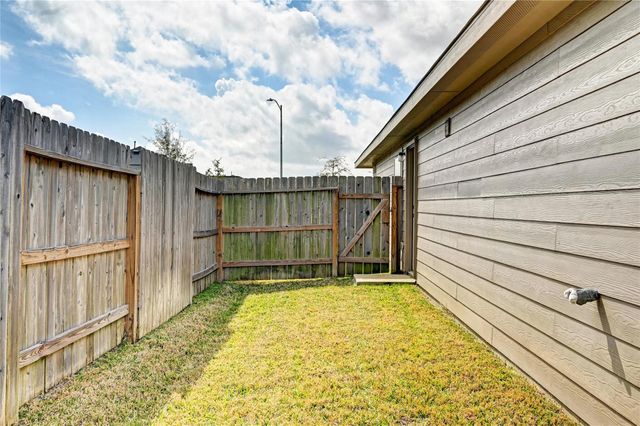 24110 Wandering Brook Drive, Hockley, TX 77447
