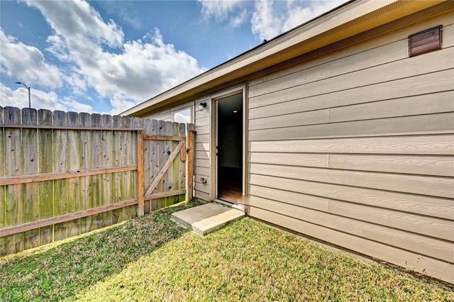 24110 Wandering Brook Drive, Hockley, TX 77447