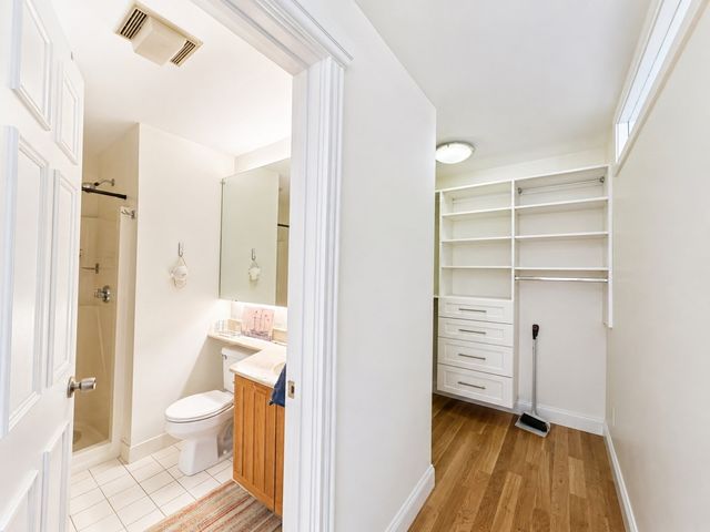 1 Seal Harbor 916, Winthrop, MA 02152