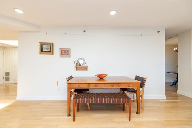 1 Seal Harbor 916, Winthrop, MA 02152
