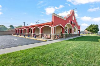 4327 Allen Road, Allen Park, MI 48101