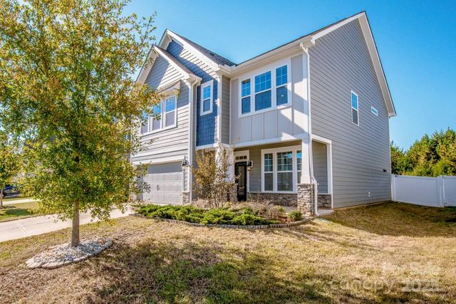 129 Candlelight Way, Mooresville, NC 28115