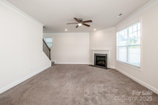 129 Candlelight Way, Mooresville, NC 28115