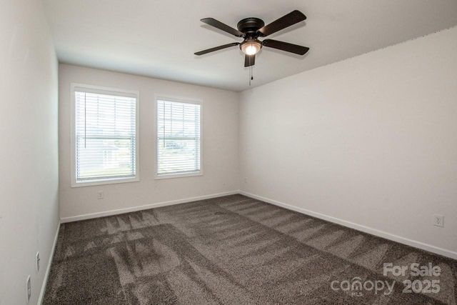 129 Candlelight Way, Mooresville, NC 28115