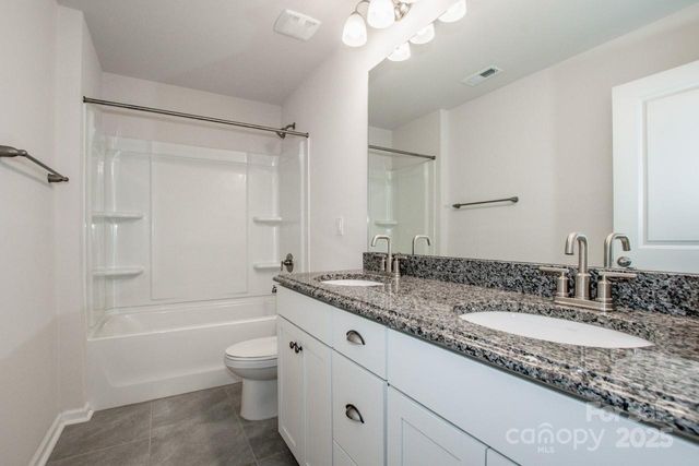 129 Candlelight Way, Mooresville, NC 28115