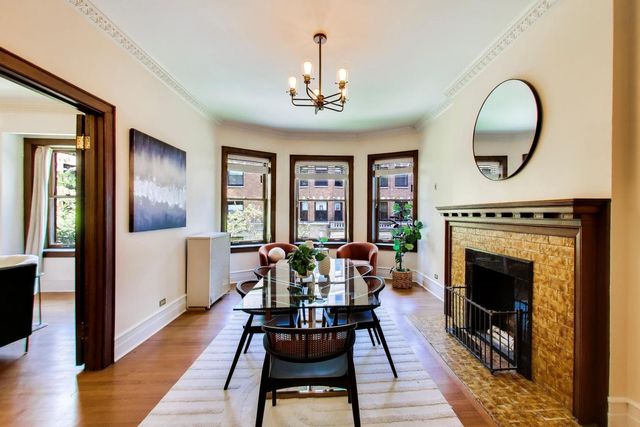 674 W IRVING PARK Road F6, Chicago, IL 60613
