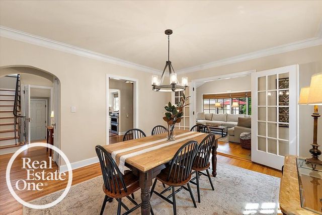 305 Moran Road, Grosse Pointe Farms, MI 48236
