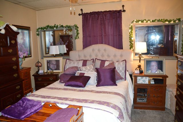 1243 E Thoman Street, Springfield, MO 65803