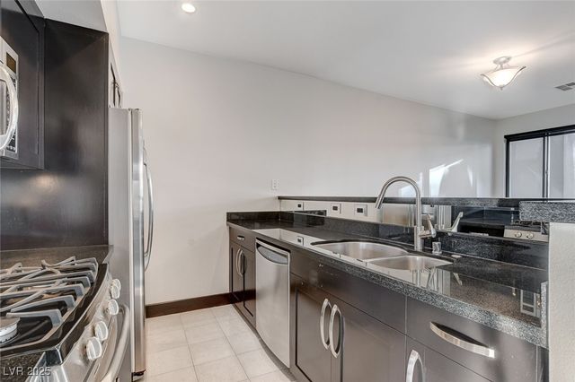 4565 Dean Martin Drive 102, Las Vegas, NV 89103