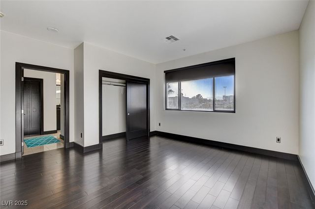 4565 Dean Martin Drive 102, Las Vegas, NV 89103