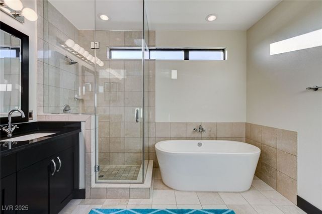 4565 Dean Martin Drive 102, Las Vegas, NV 89103