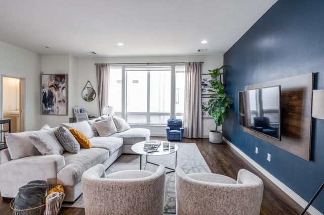 4931 Hornsby Place, Dallas, TX 75204