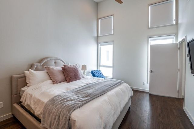 4931 Hornsby Place, Dallas, TX 75204