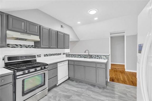 6605 N Edison Avenue, Kansas City, MO 64151