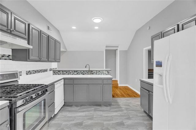6605 N Edison Avenue, Kansas City, MO 64151