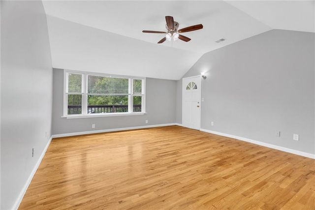6605 N Edison Avenue, Kansas City, MO 64151