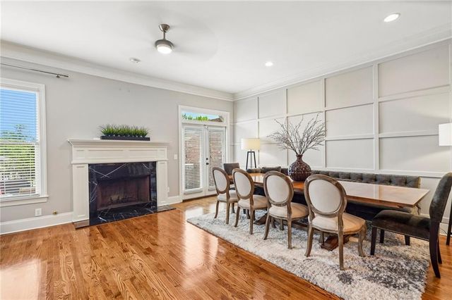 151 W Ridge Way, Roswell, GA 30076